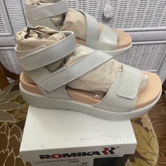 Romika Borneo 07 Gladiator Leather Sandals Off White NIB - Picture 4 of 6